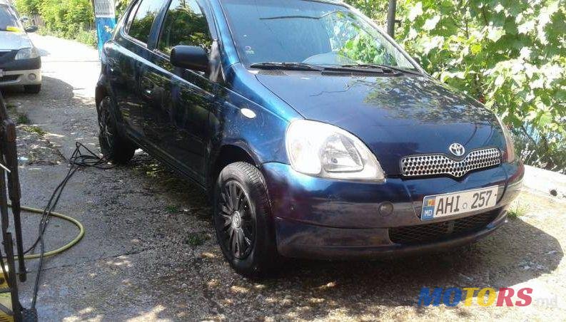 2003' Toyota Yaris photo #1
