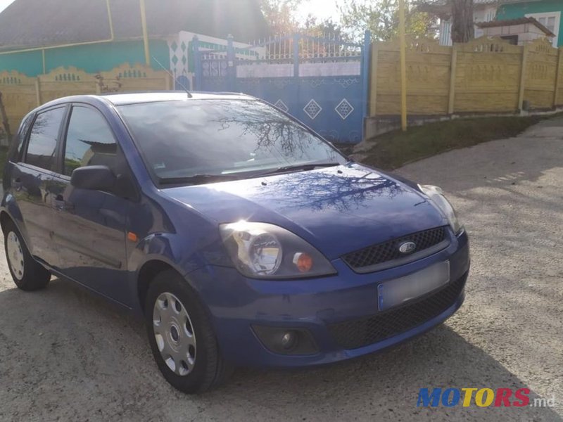 2007' Ford Fiesta photo #2