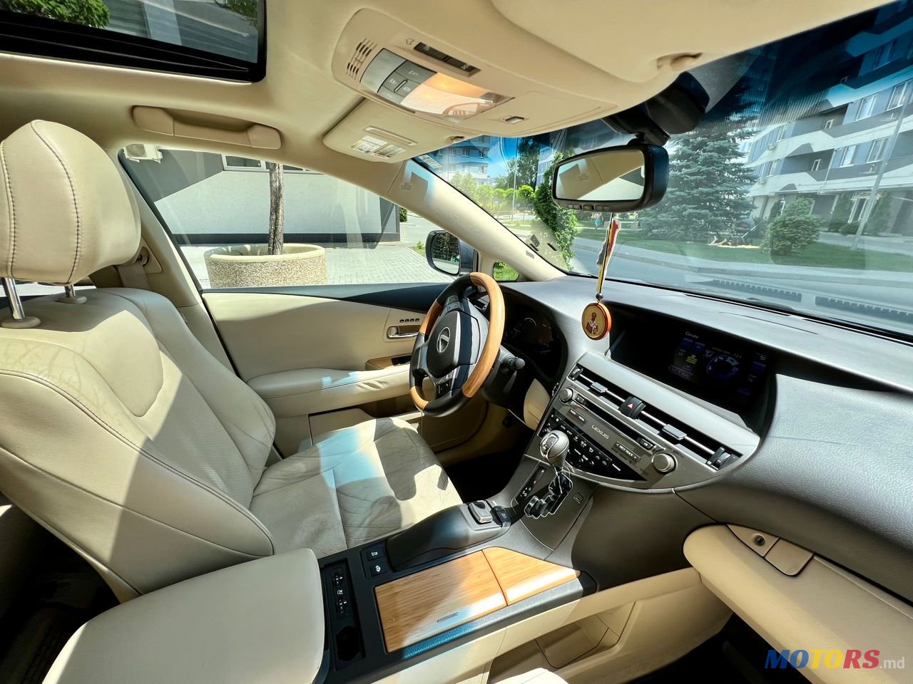 2015' Lexus Rx Series photo #5