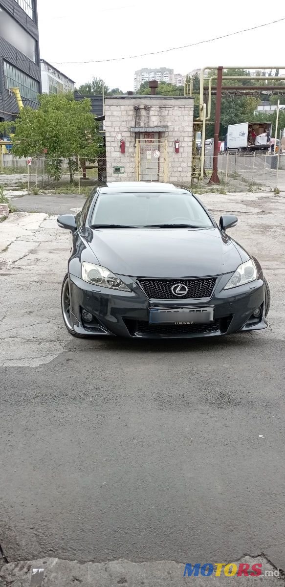 2010' Lexus Is Series photo #4
