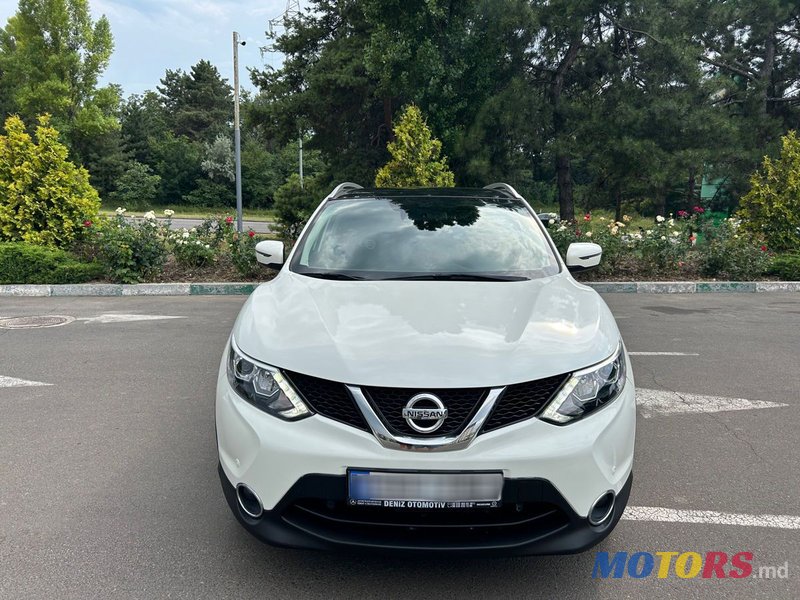 2015' Nissan Qashqai photo #1