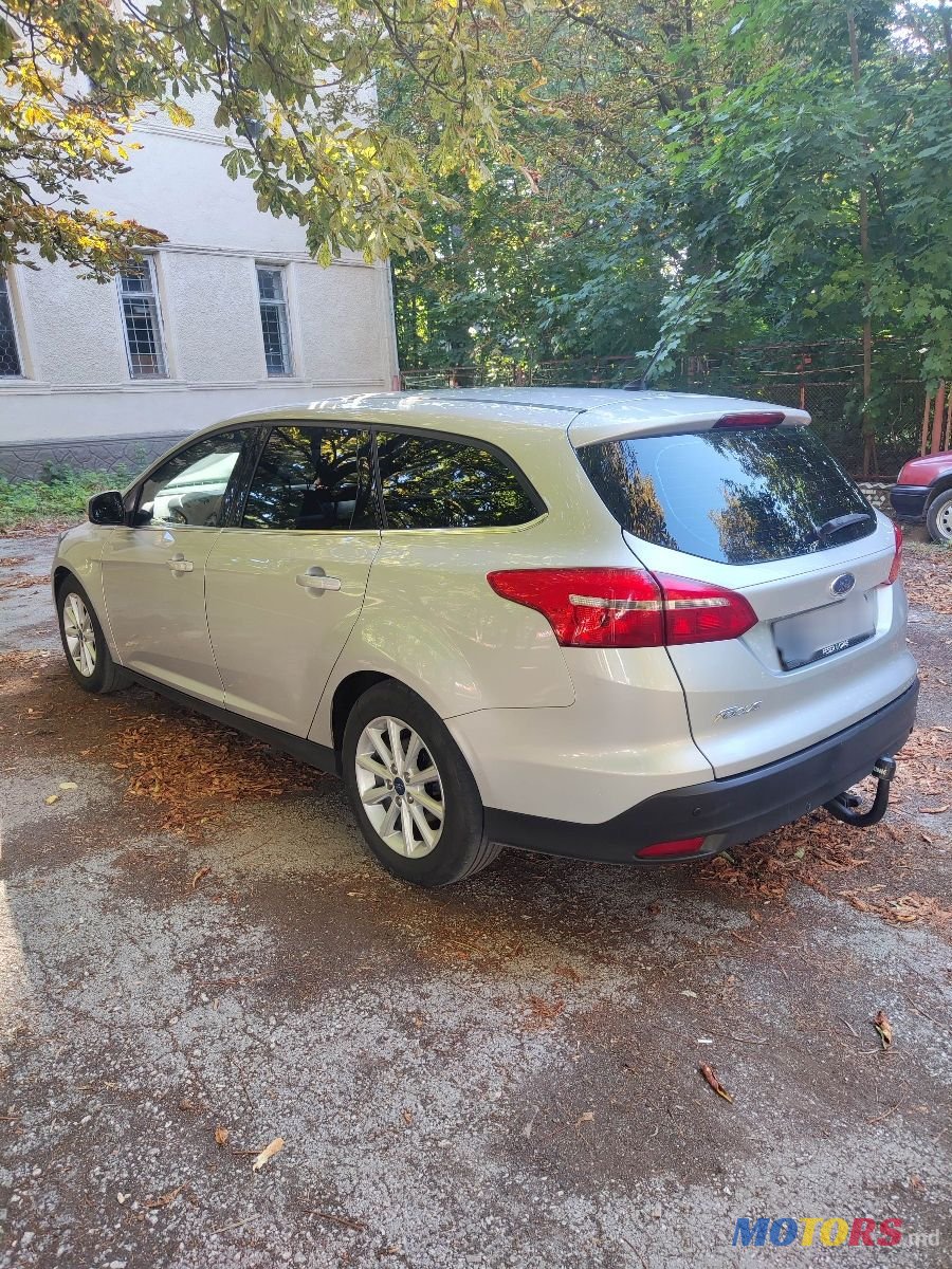 2017' Ford Focus photo #4
