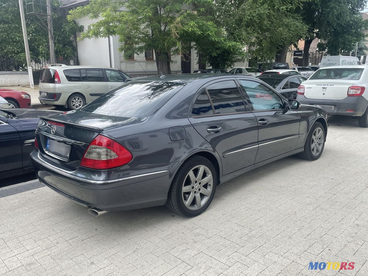 2008' Mercedes-Benz E-Class photo #4