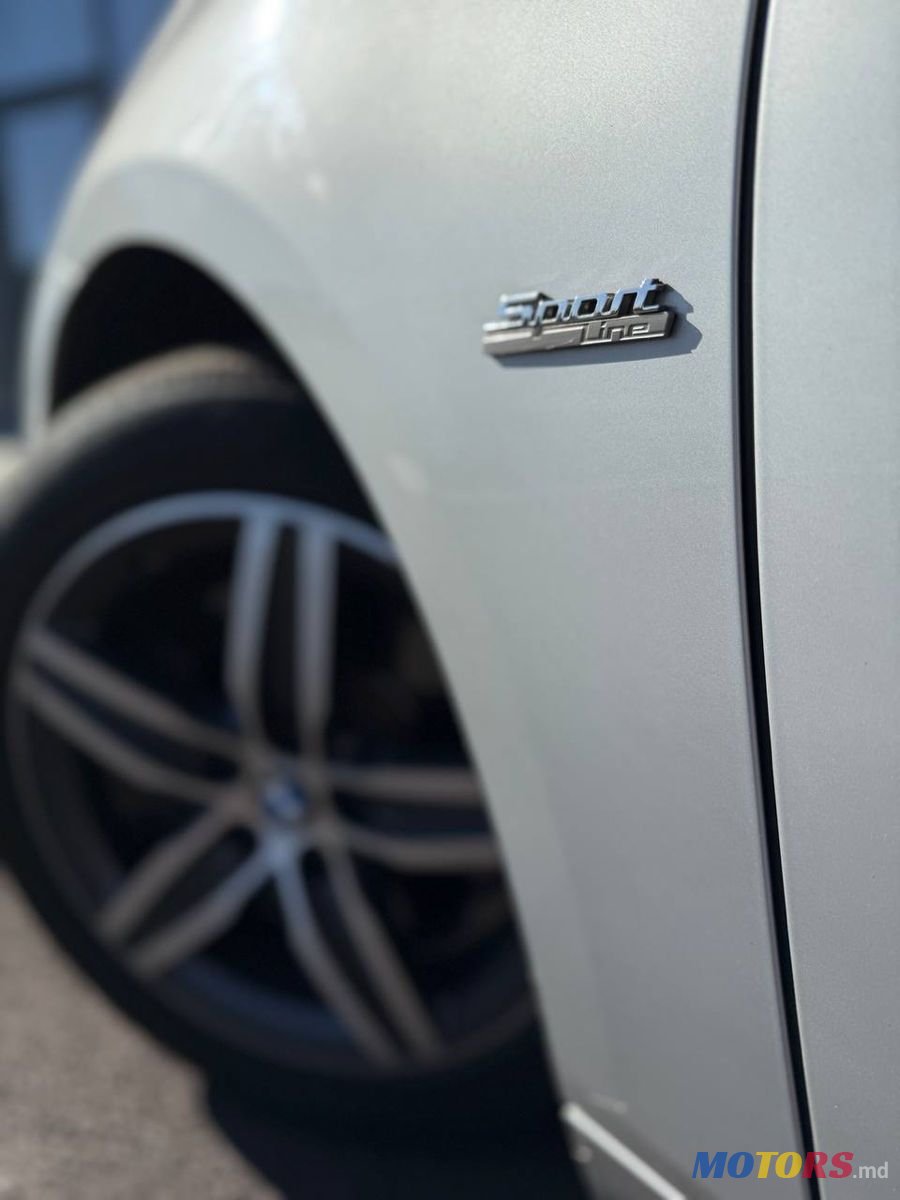 2017' BMW 2 Series Gran Tourer photo #3