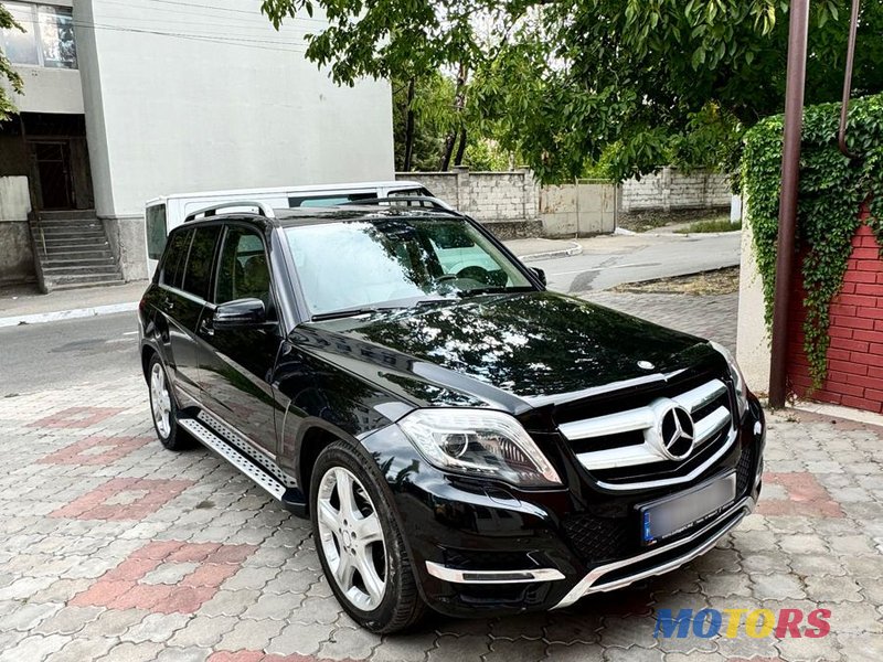 2014' Mercedes-Benz GLK-Class photo #5