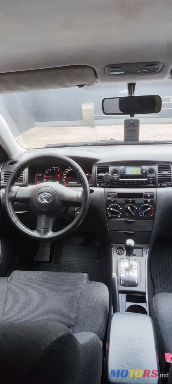 2005' Toyota Corolla photo #6