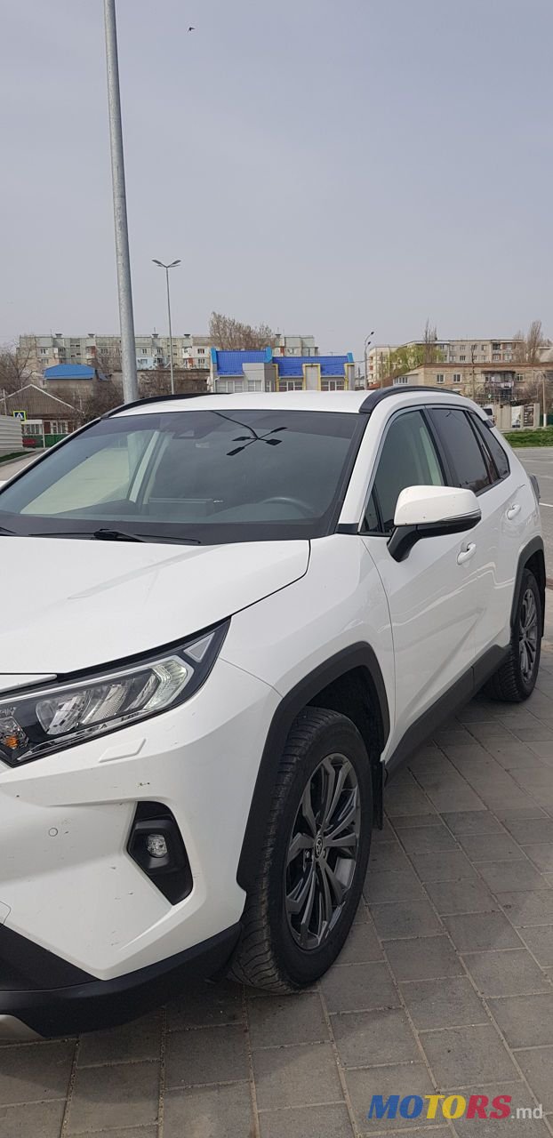 2022' Toyota RAV4 photo #2