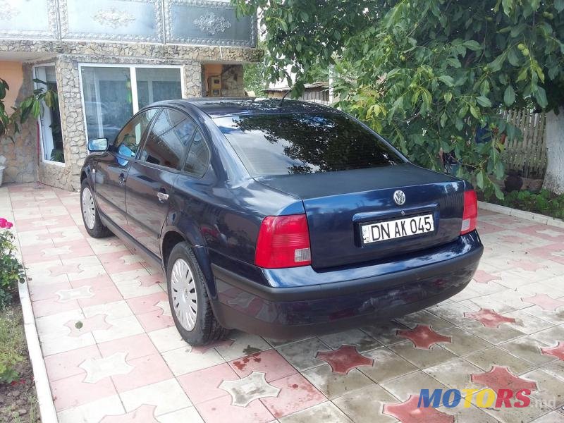 1999' Volkswagen Passat photo #2