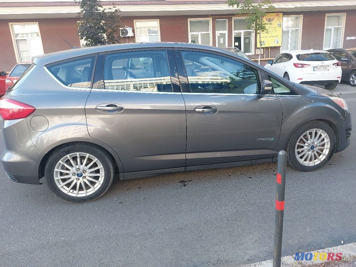 2012' Ford C-MAX photo #2