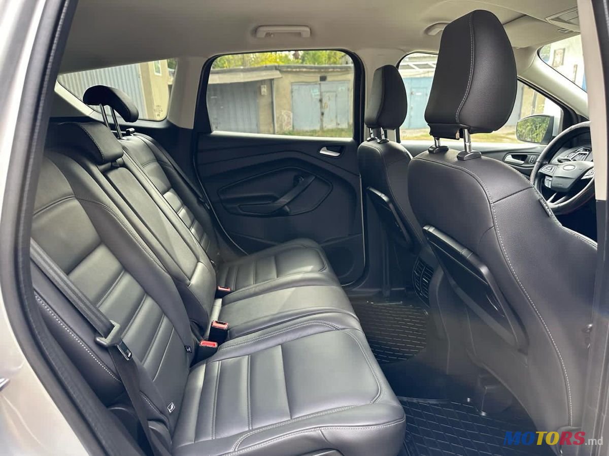 2017' Ford Kuga photo #2