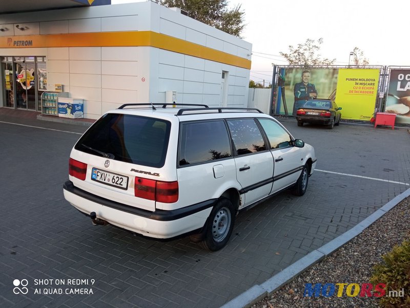 1995' Volkswagen Passat photo #4
