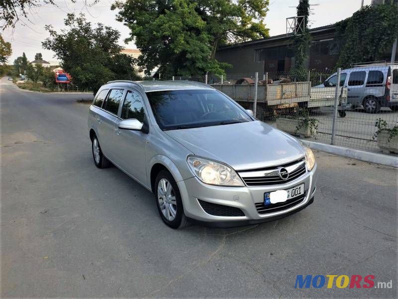 2009' Opel Astra photo #6