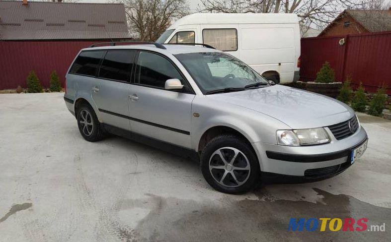 1998' Volkswagen Passat photo #1