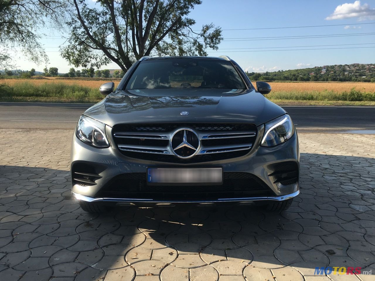 2016' Mercedes-Benz GLC photo #5