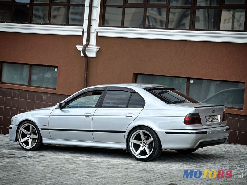 2002' BMW 5 Series photo #5