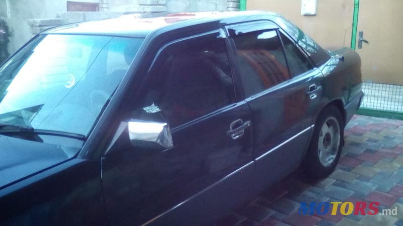 1987' Mercedes-Benz 200 photo #1