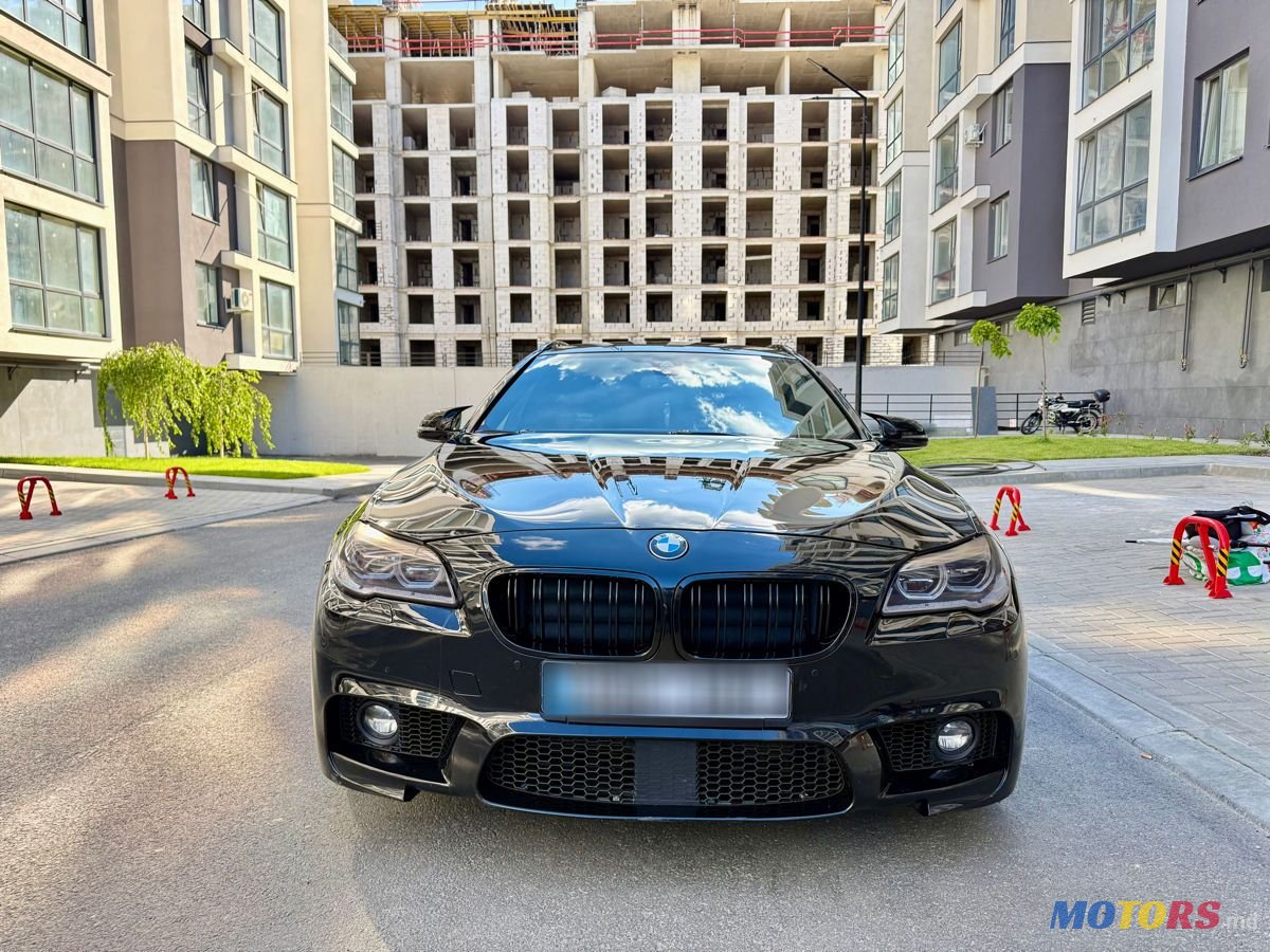 2016' BMW 5 Series photo #2