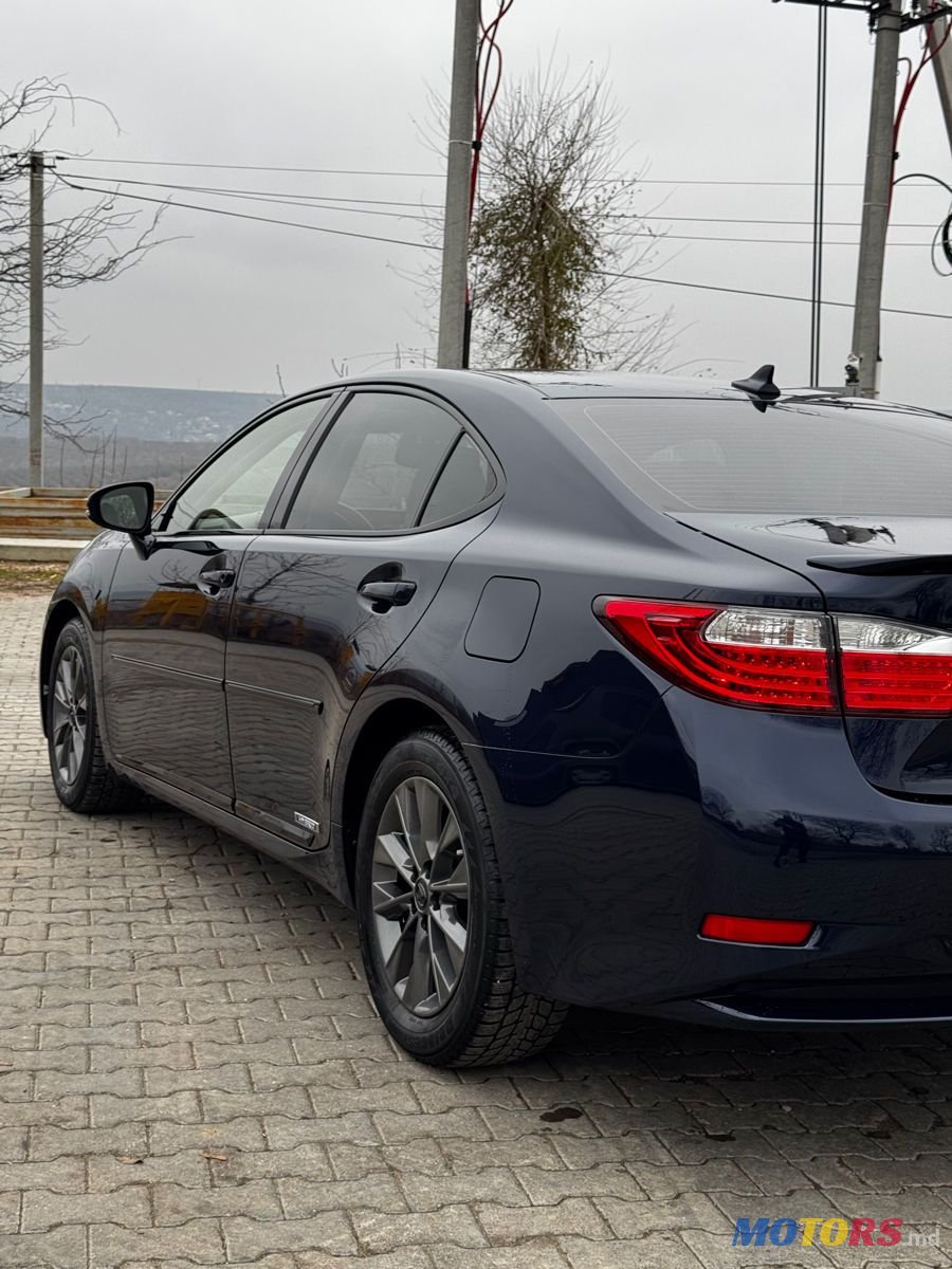 2012' Lexus Es Series photo #4