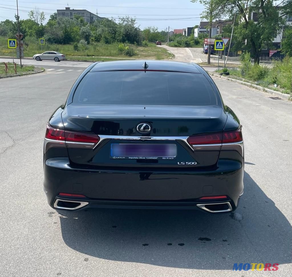 2018' Lexus Ls Series photo #4