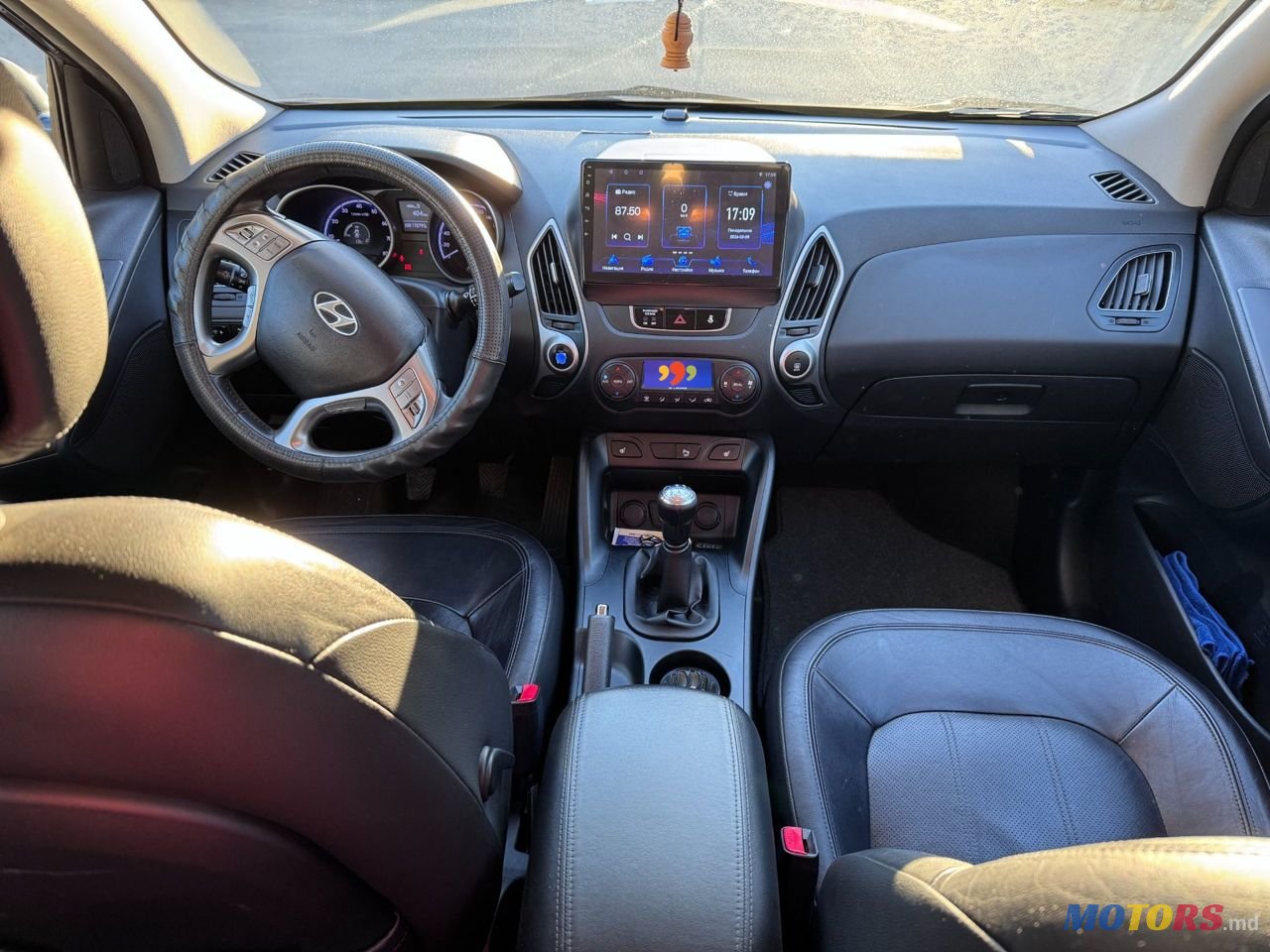 2010' Hyundai ix35 photo #3
