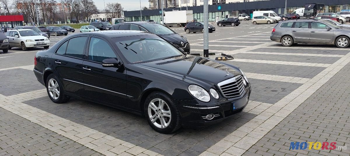 2007' Mercedes-Benz E-Class photo #3