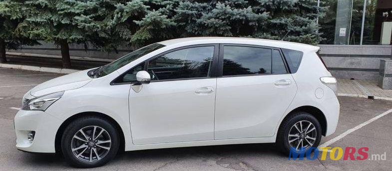 2013' Toyota Verso photo #1