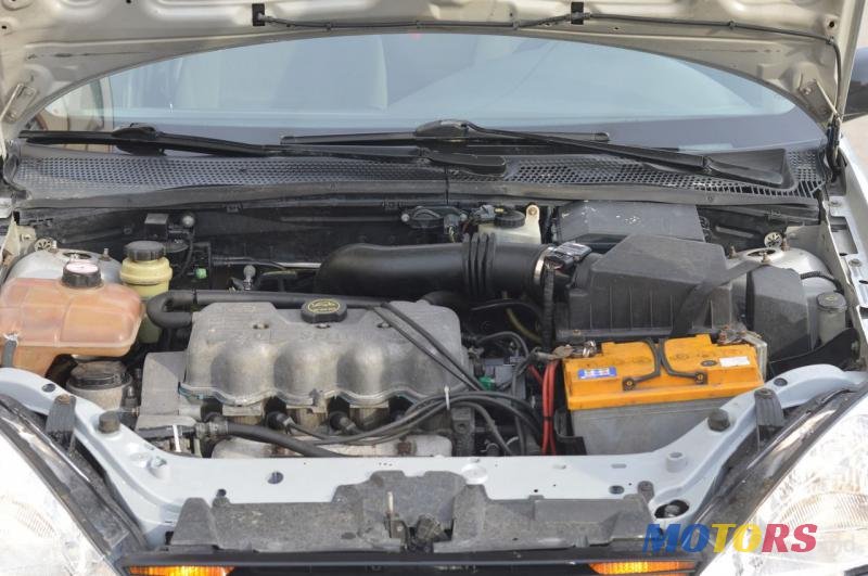 2001' Ford Focus photo #7