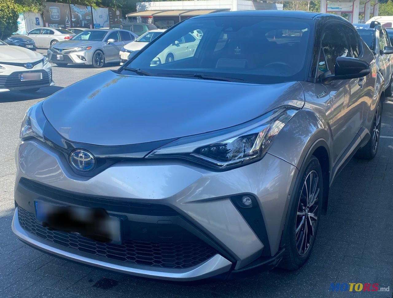 2020' Toyota C-HR photo #6