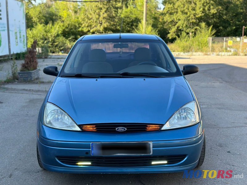 2000' Ford Focus photo #3