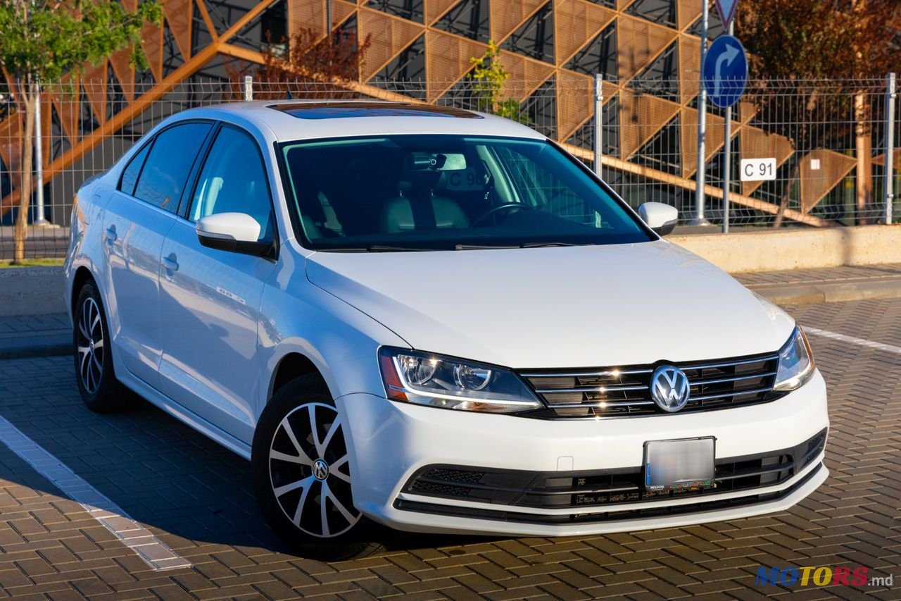2016' Volkswagen Jetta photo #1