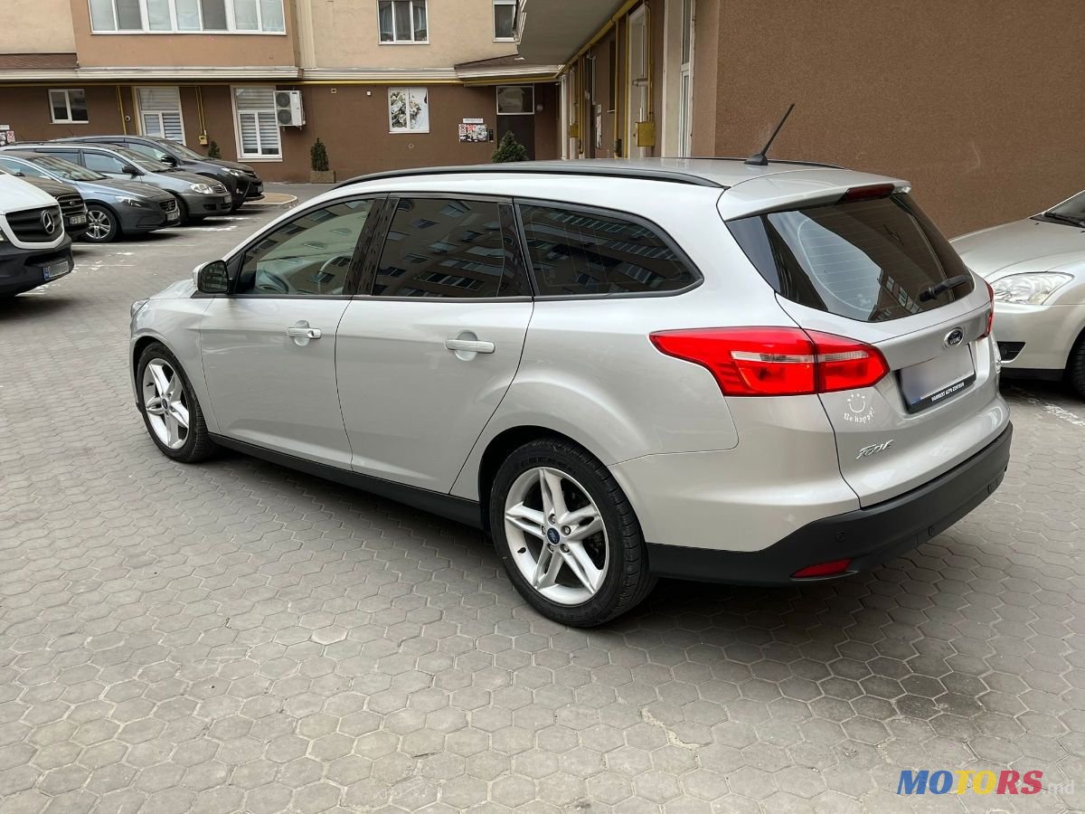 2017' Ford Focus photo #4