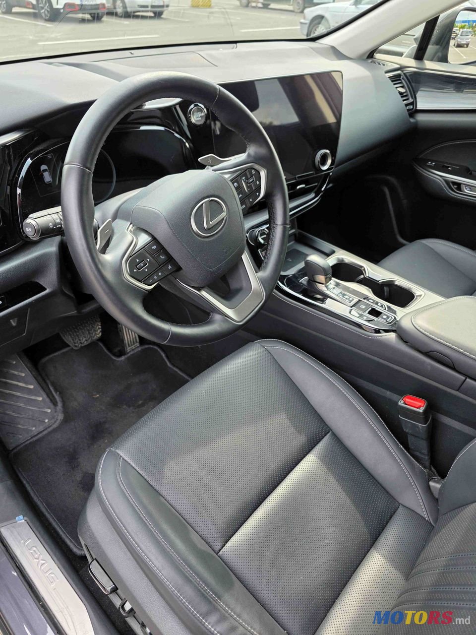 2022' Lexus Nx Series photo #5