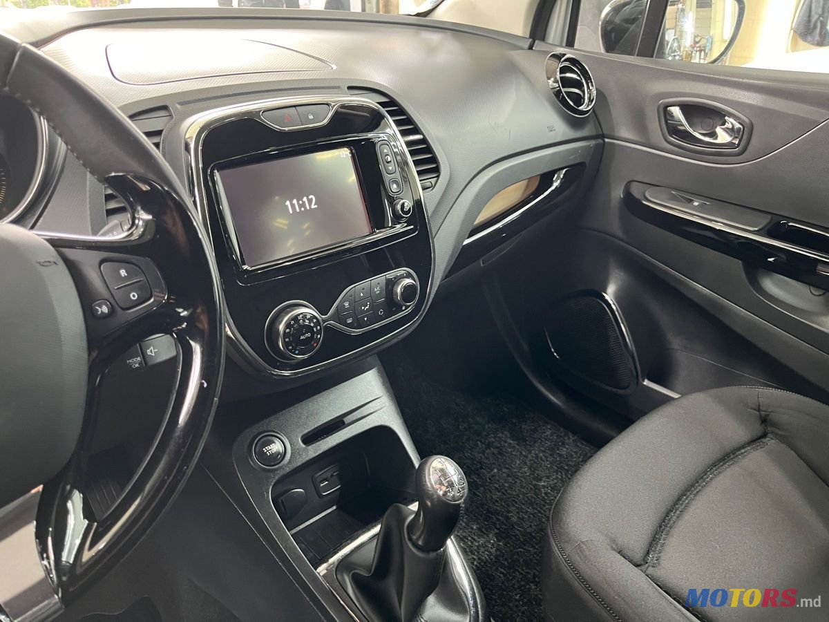 2014' Renault Captur photo #5