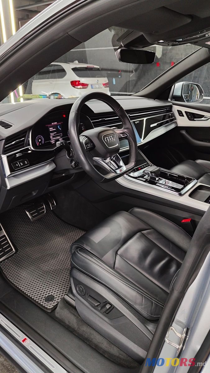 2018' Audi Q8 photo #6