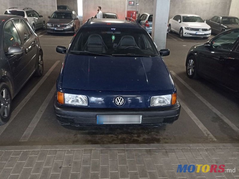 1992' Volkswagen Passat photo #3