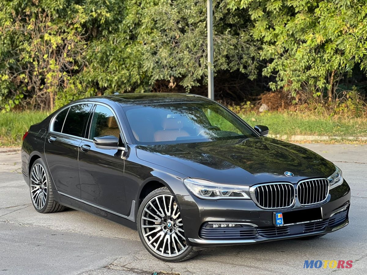 2016' BMW 7 Series photo #3