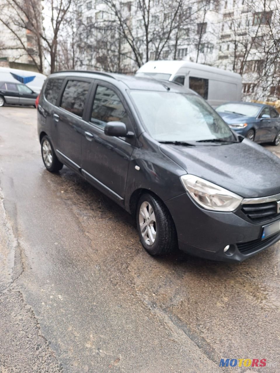 2012' Dacia Lodgy photo #2