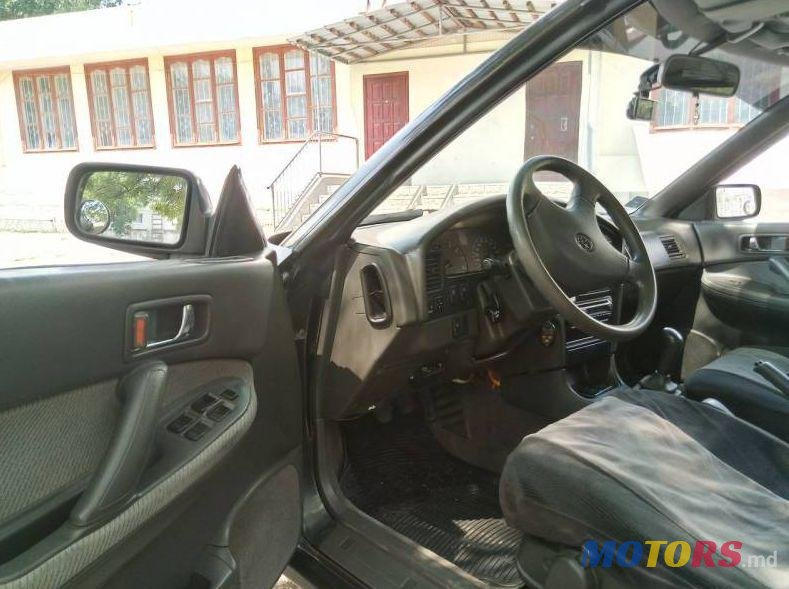 1992' Subaru Legacy photo #2