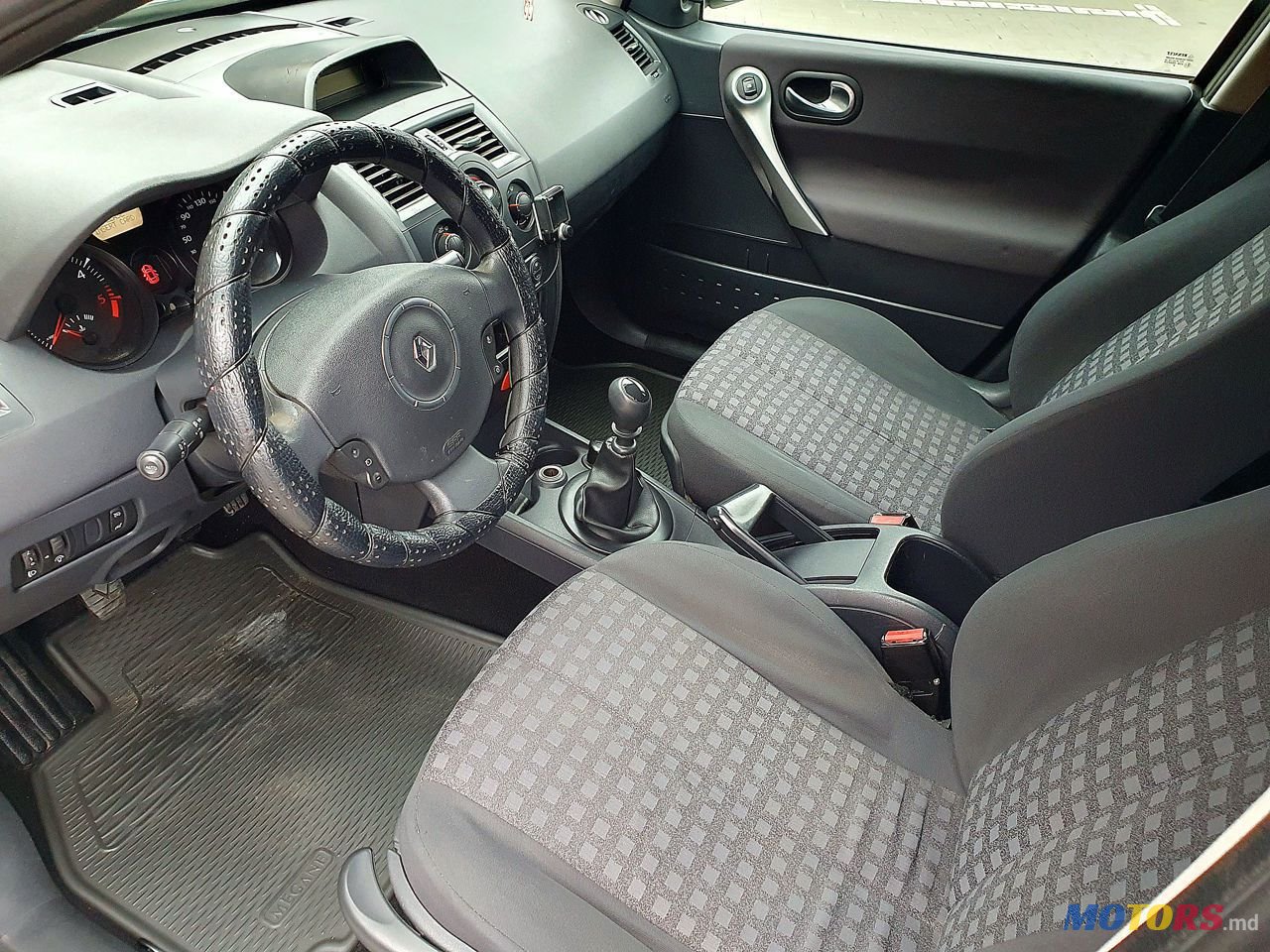 2006' Renault Megane photo #6