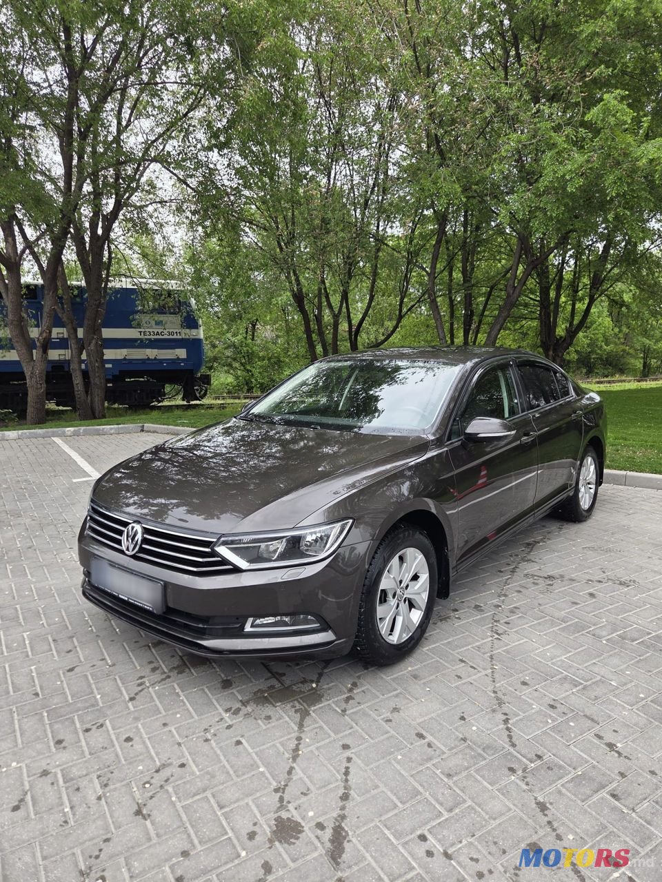 2016' Volkswagen Passat photo #3