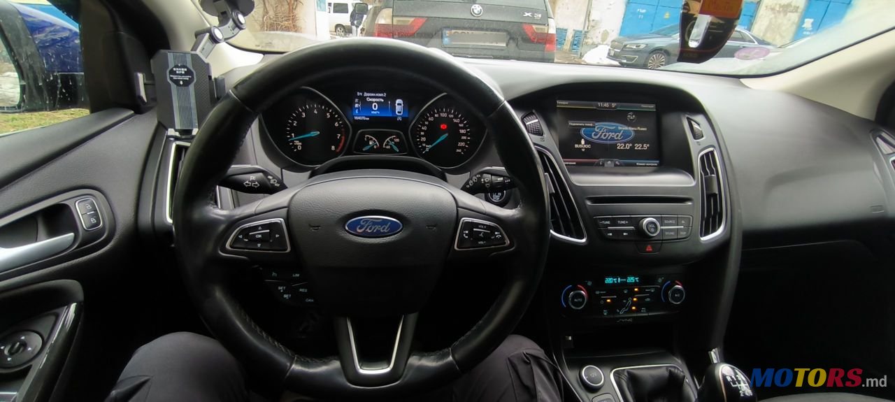 2014' Ford Focus photo #4