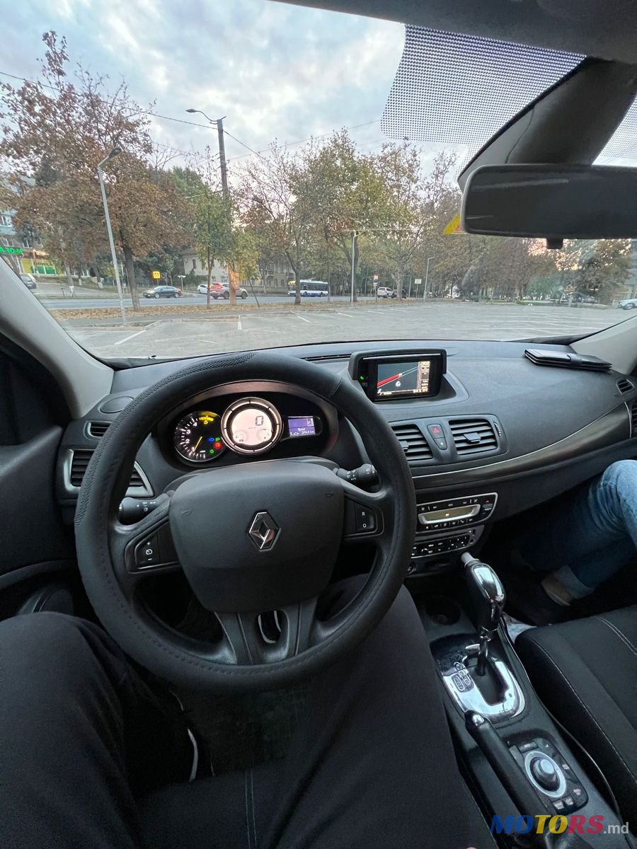 2013' Renault Megane photo #5