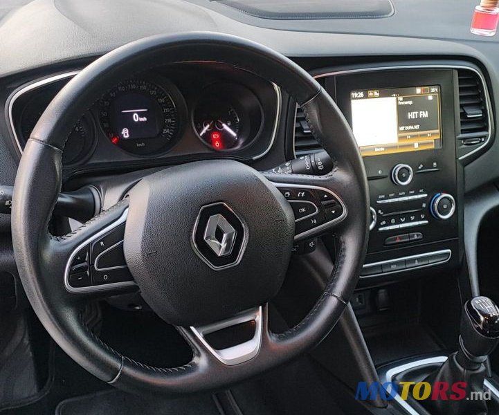 2020' Renault Megane photo #5