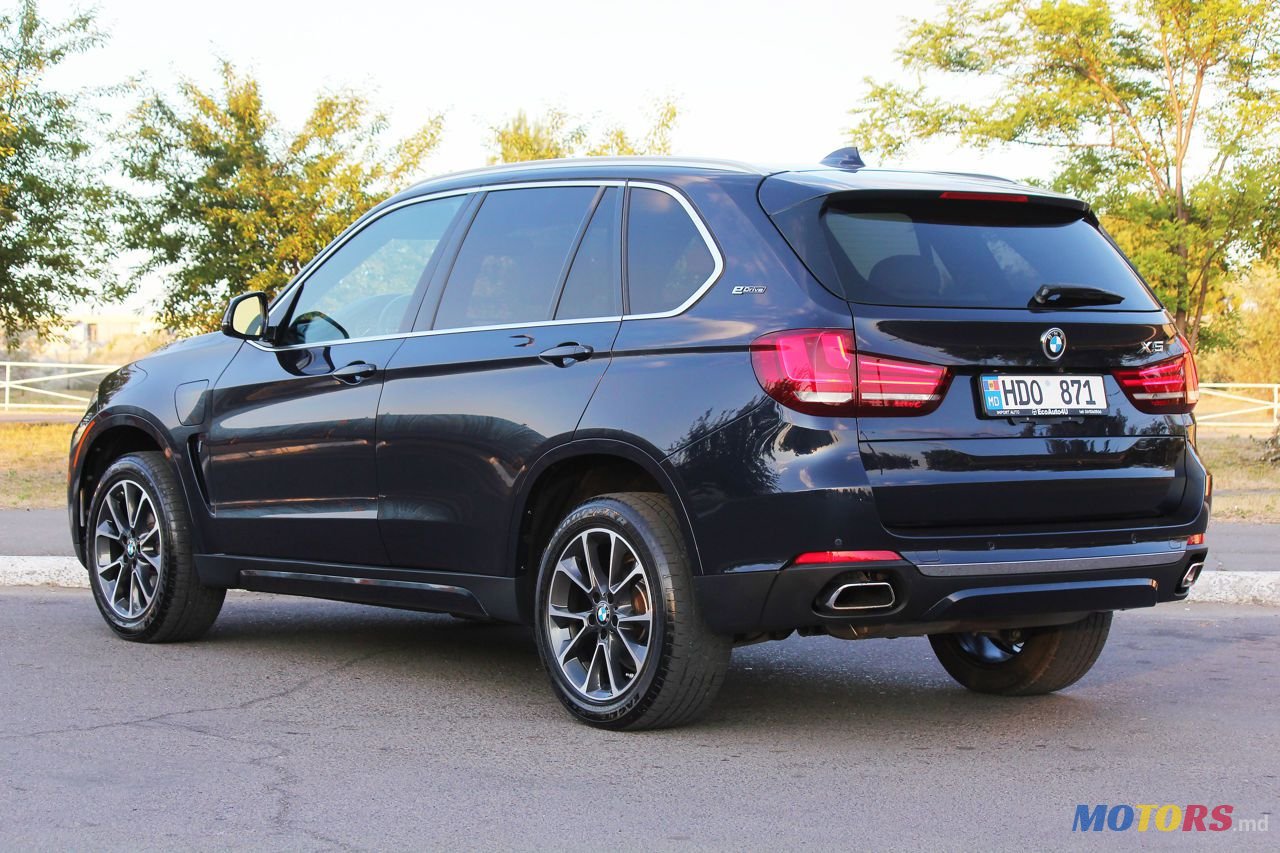 2017' BMW X5 photo #2