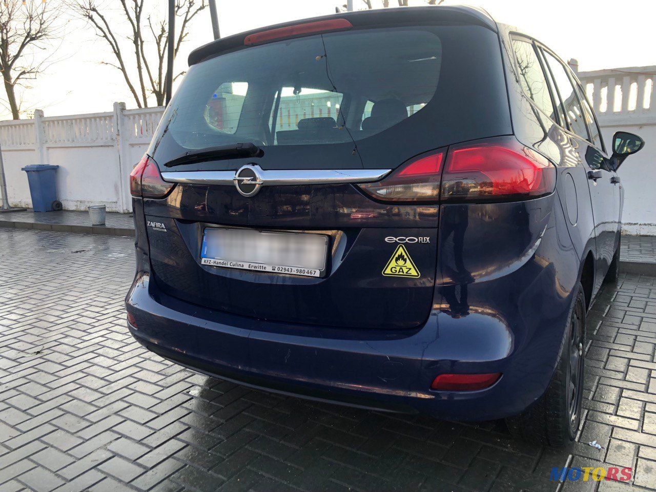 2013' Opel Zafira photo #2