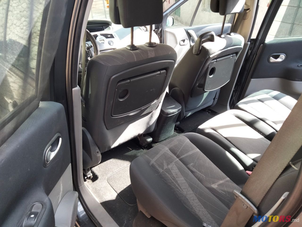 2005' Renault Grand Scenic photo #6