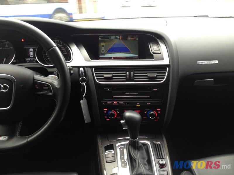 2011' Audi S5 photo #2