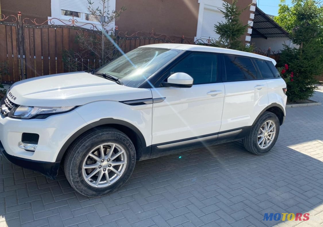 2014' Land Rover Range Rover Evoque photo #2