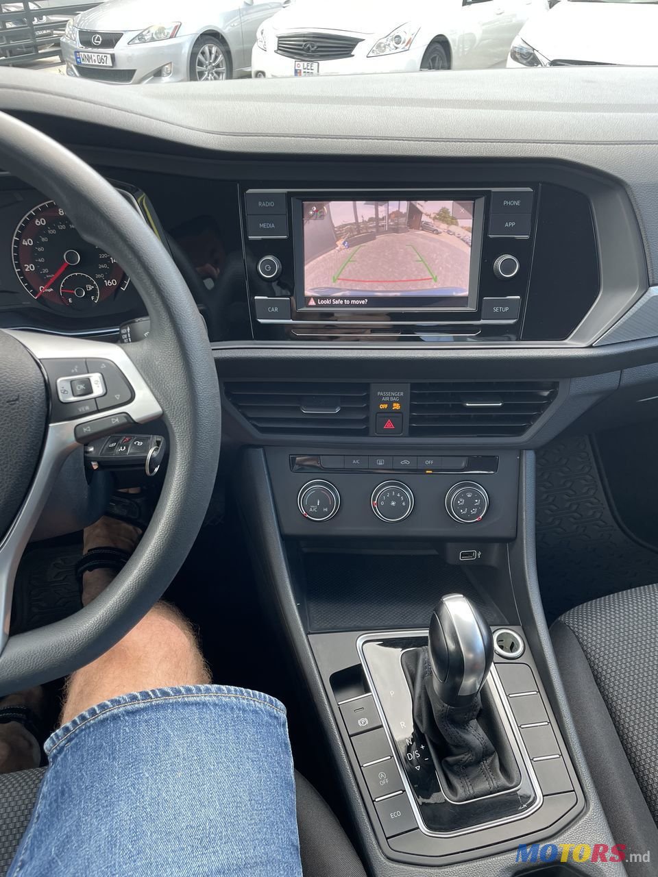 2018' Volkswagen Jetta photo #5