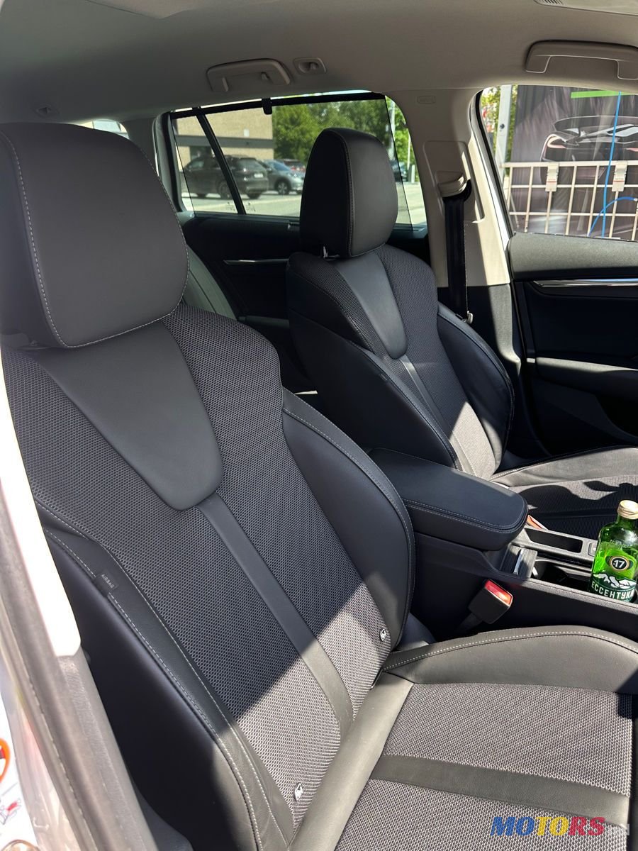 2021' Skoda Octavia photo #6